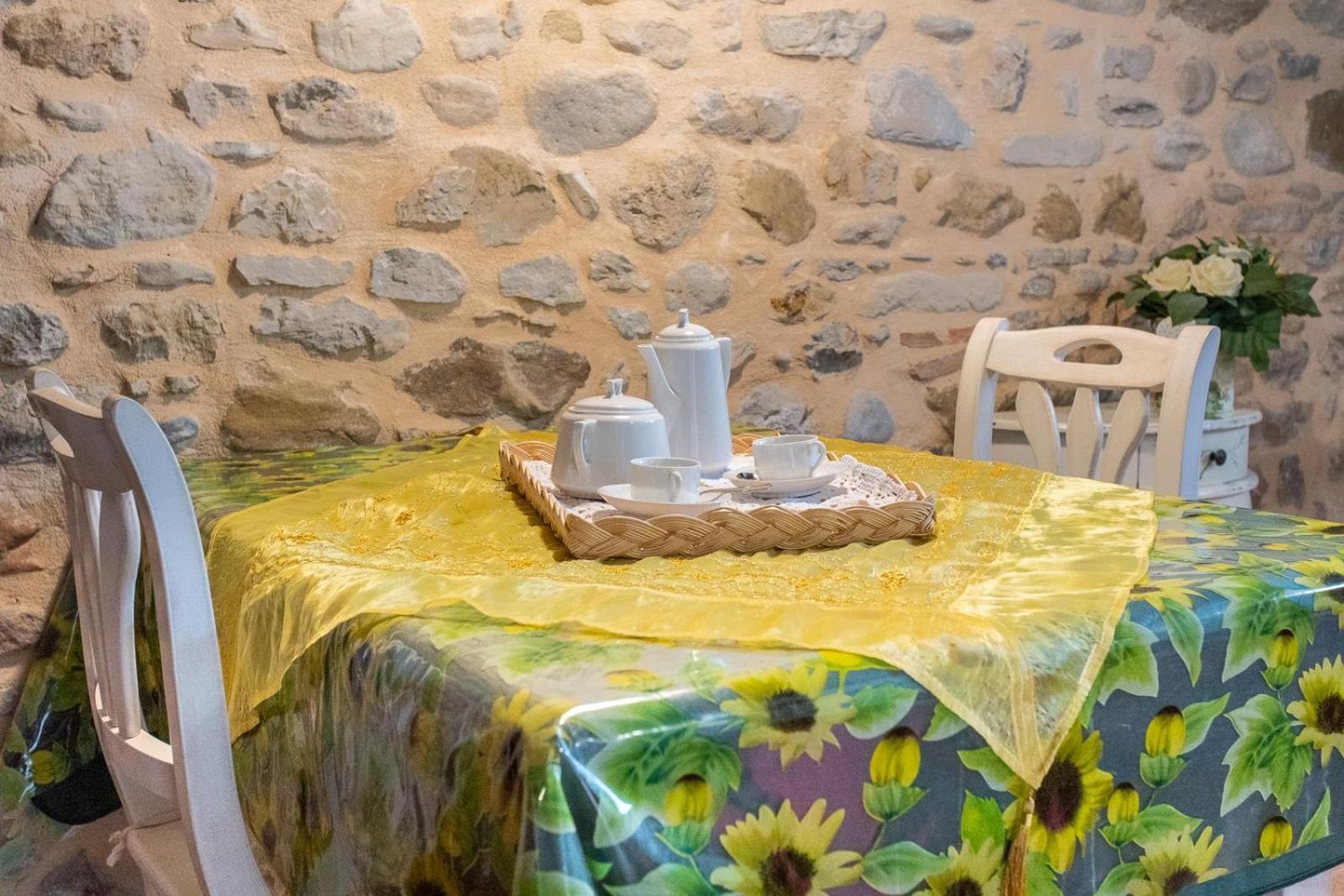 Podere Casenove Citerna Buitenkant foto