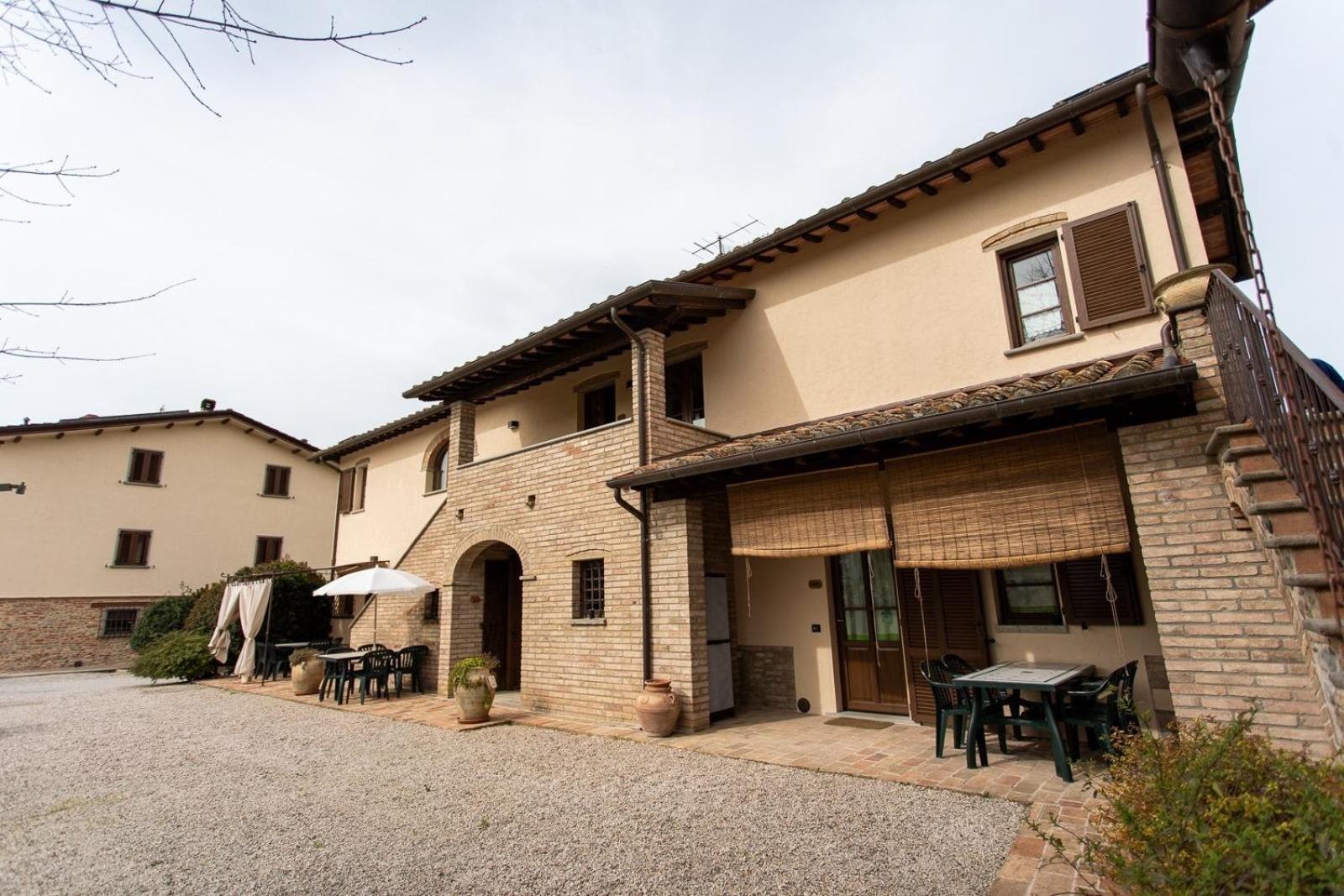 Podere Casenove Citerna Buitenkant foto