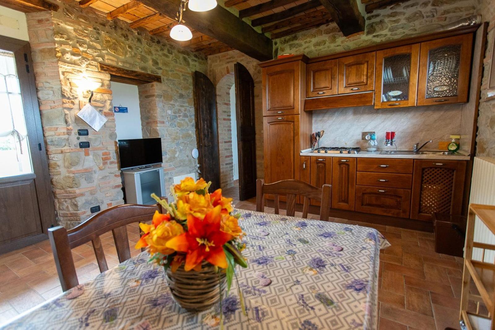 Podere Casenove Citerna Buitenkant foto