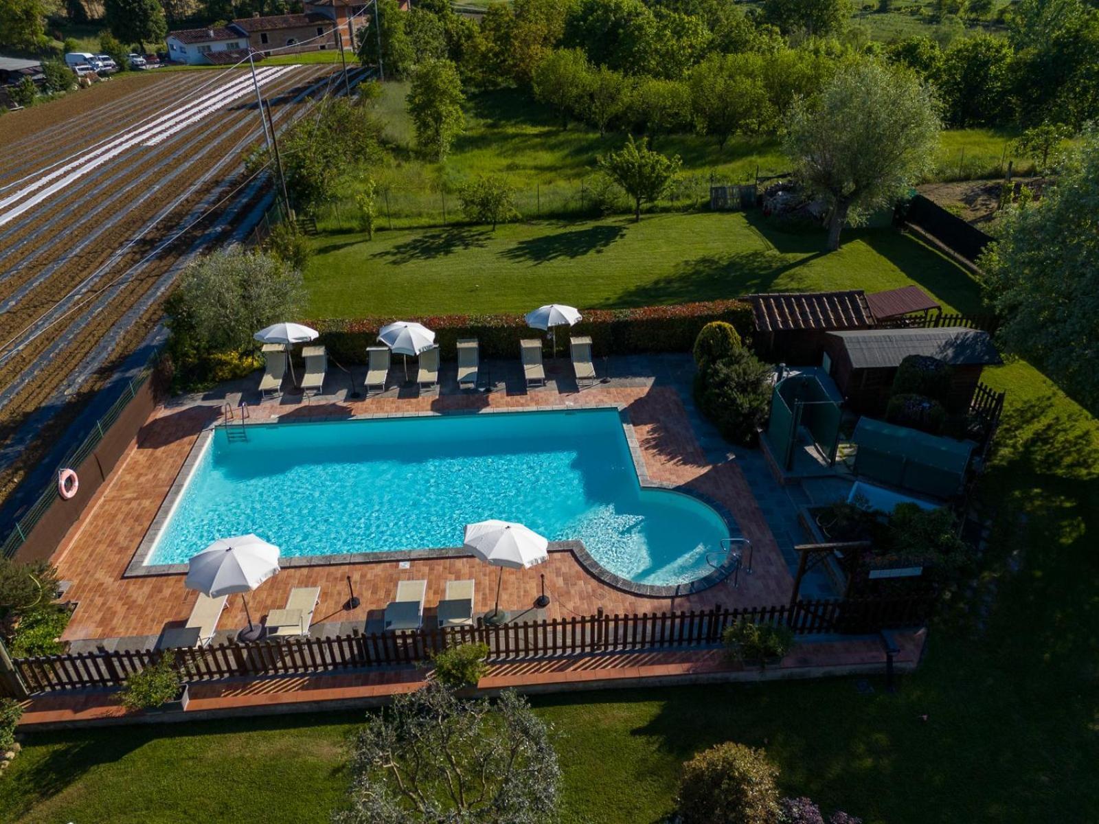 Podere Casenove Citerna Buitenkant foto