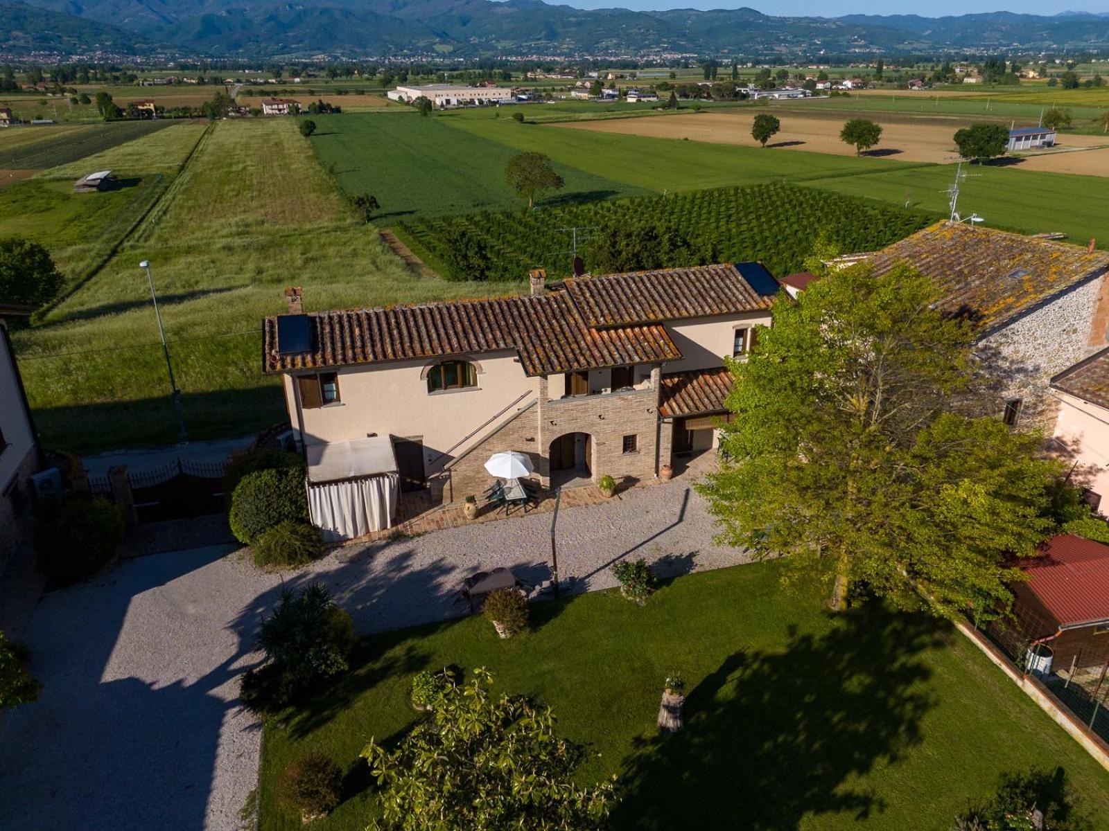 Podere Casenove Citerna Buitenkant foto