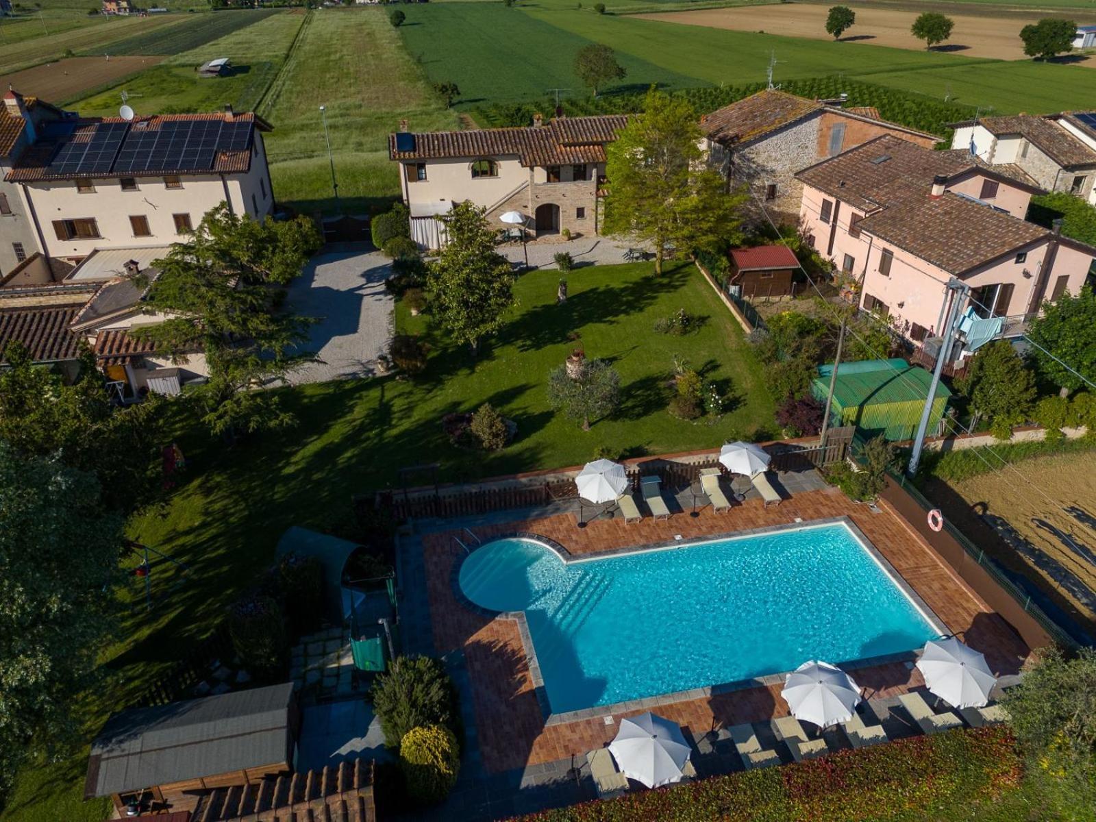 Podere Casenove Citerna Buitenkant foto